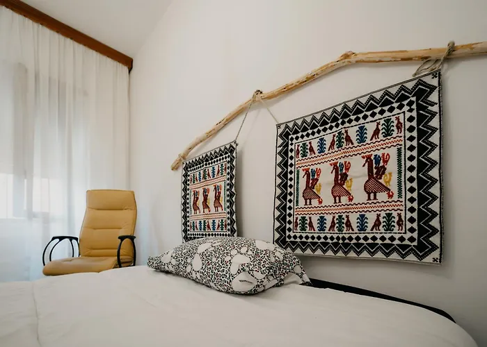 La Casa Di Maina